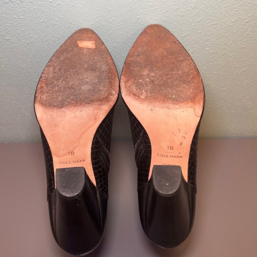 Cole Haan Grand.OS Black Embossed Snakeskin Ankle Boots Block Heel 7 - Picture 6 of 8